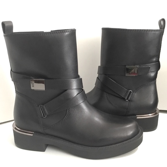 NWOT DKNY Taeta Strappy Zip Boots - Picture 4 of 12